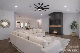 731 Miles Rd, Dallas, NC 28034 - Photo 8