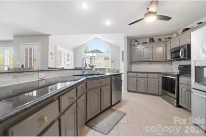 4218 Patriots Way, Gastonia, NC 28056 - Photo 10