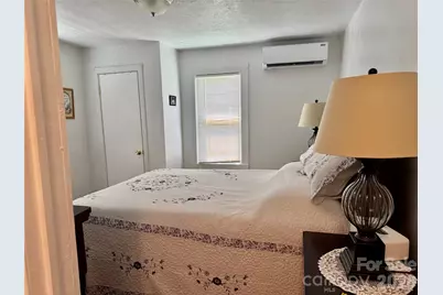 703 Stage Street NW, Lenoir, NC 28645 - Photo 8