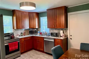703 Stage St NW, Lenoir, NC 28645 - Photo 18