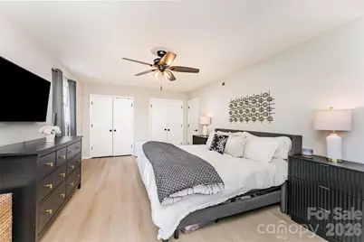 6000 Ferndale Place, Charlotte, NC 28215 - Photo 14