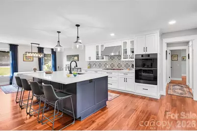 507 Fenwick Court, Hendersonville, NC 28739 - Photo 8