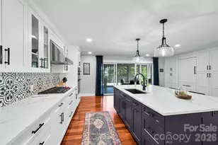 507 Fenwick Ct, Hendersonville, NC 28739 - Photo 6