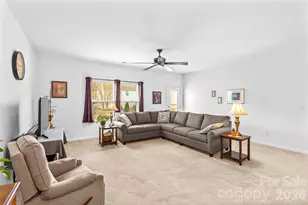 128 Water Ski Dr, Statesville, NC 28677 - Photo 10