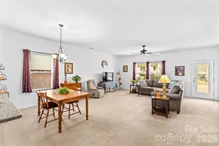 128 Water Ski Dr, Statesville, NC 28677 - Photo 14