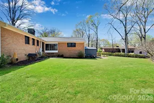 107 Woodlynn Dr, Charlotte, NC 28214 - Photo 26