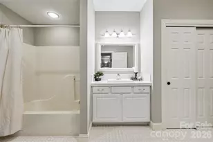 43 S Kuykendall Ct, Hendersonville, NC 28739 - Photo 32