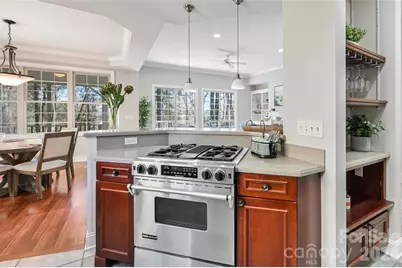 43 S Kuykendall Court, Hendersonville, NC 28739 - Photo 16