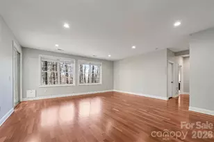 43 S Kuykendall Ct, Hendersonville, NC 28739 - Photo 26