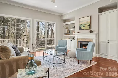 43 S Kuykendall Court, Hendersonville, NC 28739 - Photo 4