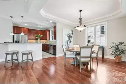 43 S Kuykendall Court, Hendersonville, NC 28739 - Photo 8