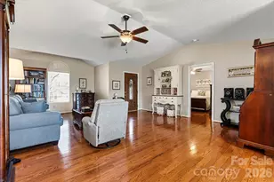 215 Towne Ct NW, Conover, NC 28613 - Photo 12