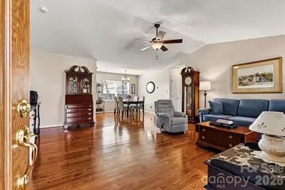 215 Towne Court NW, Conover, NC 28613 - Photo 8