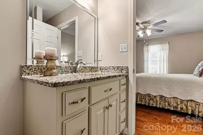 215 Towne Court NW, Conover, NC 28613 - Photo 22