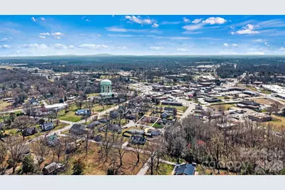 215 Towne Court NW, Conover, NC 28613 - Photo 34