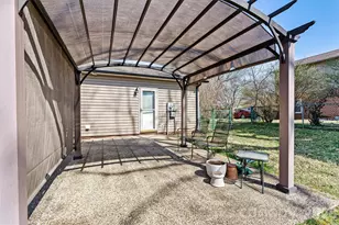 215 Towne Ct NW, Conover, NC 28613 - Photo 30