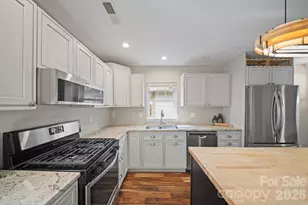 67 Howard St, Asheville, NC 28806 - Photo 14