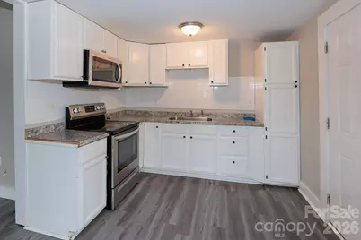 1209 Wilson W Lee Boulevard, Statesville, NC 28677 - Photo 16