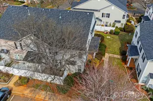 1911 Flushing Ct, Charlotte, NC 28215 - Photo 10