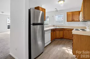 1911 Flushing Ct, Charlotte, NC 28215 - Photo 20