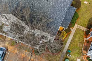 1911 Flushing Ct, Charlotte, NC 28215 - Photo 12