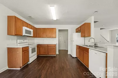 183 Everett Park Drive S, Mooresville, NC 28115 - Photo 4