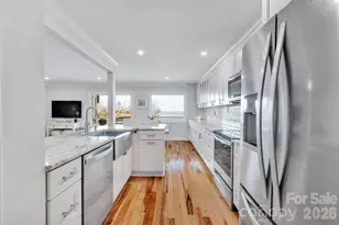 20407 Harborgate Ct, Cornelius, NC 28031 - Photo 8