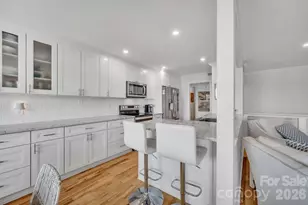 20407 Harborgate Ct, Cornelius, NC 28031 - Photo 6