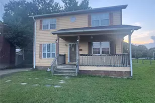 305 Mobley St, Clover, SC 29710 - Photo 1