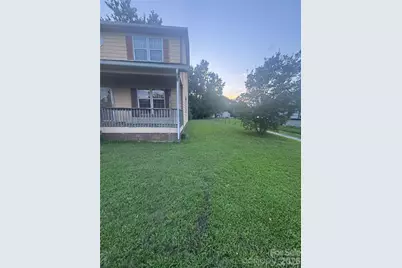 305 Mobley Street, Clover, SC 29710 - Photo 2