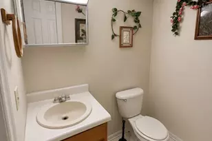 305 Mobley St, Clover, SC 29710 - Photo 16