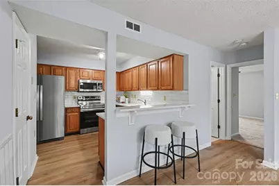 5866 Harris Grove Lane, Charlotte, NC 28212 - Photo 4