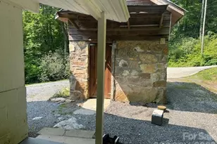 10 Chigger Ridge Rd, Sylva, NC 28779 - Photo 14