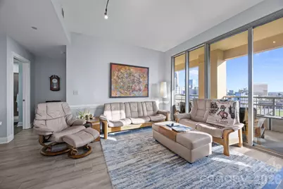 701 Royal Court #1009, Charlotte, NC 28202 - Photo 6