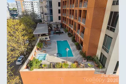701 Royal Court #1009, Charlotte, NC 28202 - Photo 2