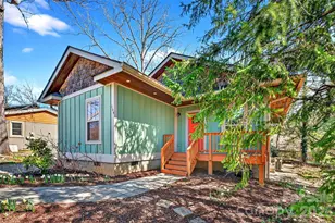 104 Hiawassee Ave, Black Mountain, NC 28711 - Photo 2