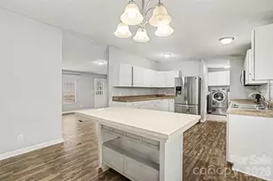 1047 Galway Ln, Clover, SC 29710 - Photo 10