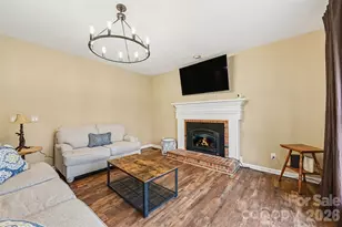 17211 Glassfield Dr, Huntersville, NC 28078 - Photo 8