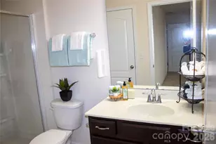 13430 Canterbury Castle Dr, Charlotte, NC 28273 - Photo 32