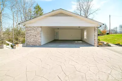 1015 Woodbine Place NE, Lenoir, NC 28645 - Photo 30