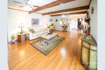 1015 Woodbine Place NE, Lenoir, NC 28645 - Photo 10