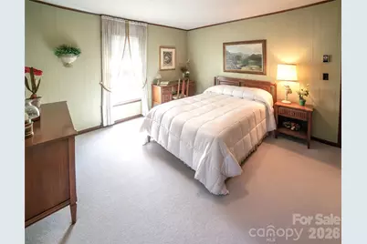 1015 Woodbine Place NE, Lenoir, NC 28645 - Photo 24