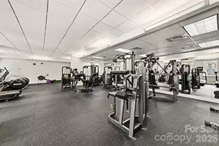 300 W 5th St, Charlotte, NC 28202 - Photo 22