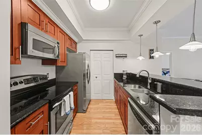 300 W 5th Street #336, Charlotte, NC 28202 - Photo 4