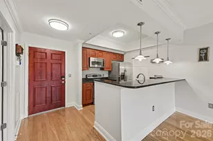 300 W 5th St, Charlotte, NC 28202 - Photo 6