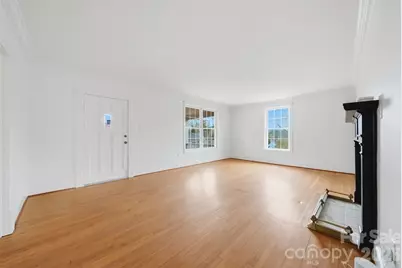 209 Abernathy Street NW, Lenoir, NC 28645 - Photo 6