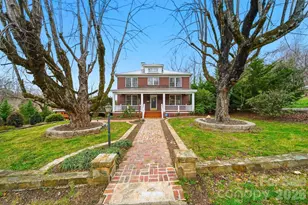 209 Abernathy St NW, Lenoir, NC 28645 - Photo 2