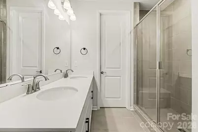 5128 Somerset Hill Lane, Charlotte, NC 28269 - Photo 16