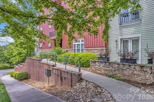 400 Skyloft Dr, Asheville, NC 28801 - Photo 40