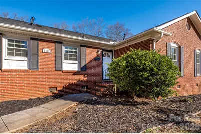 7117 Woodstream Drive, Charlotte, NC 28210 - Photo 2